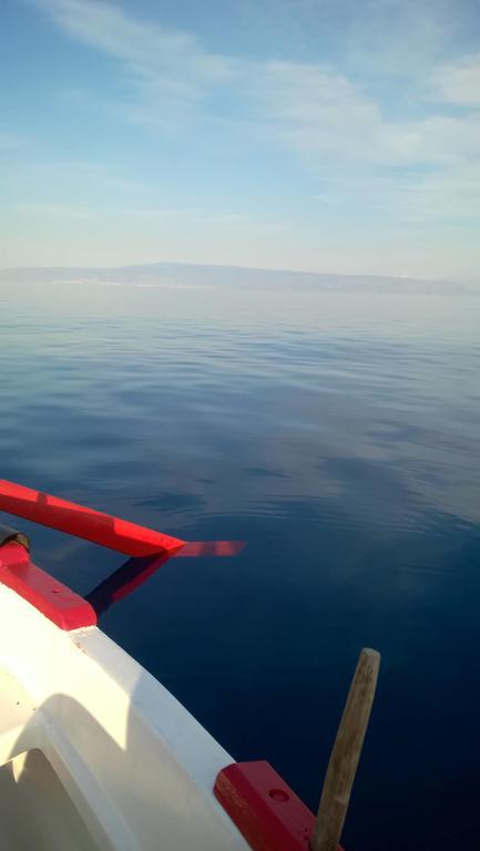 Appartamenti Mantarro Travel And Living Santa Teresa Di Riva Εξωτερικό φωτογραφία